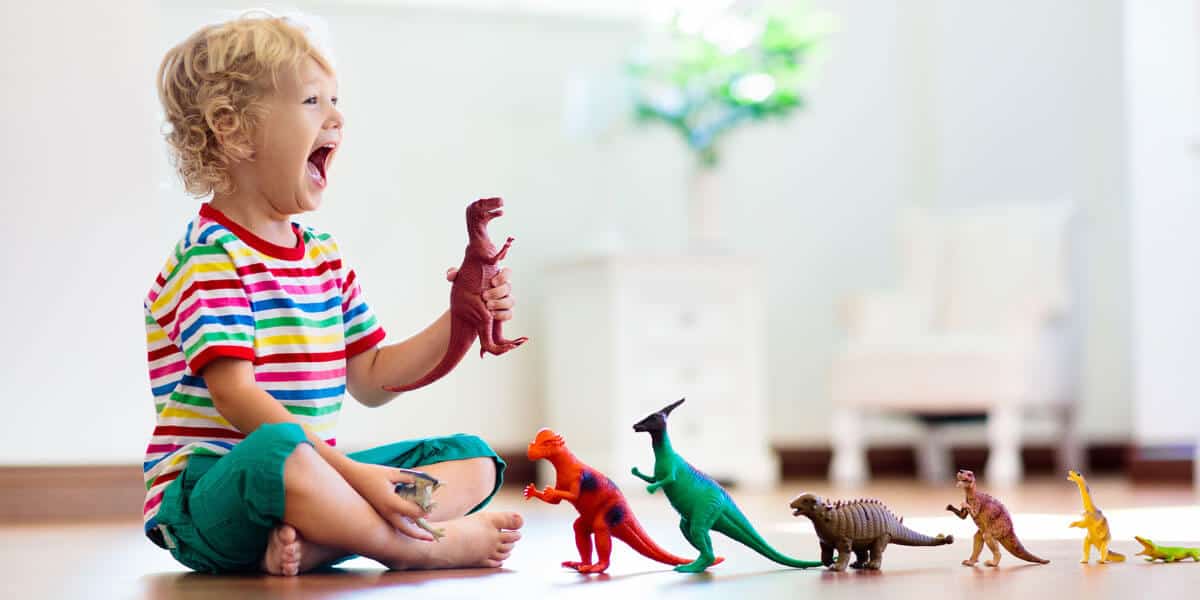 best-dinosaur-toys-for-3-4-year-olds-in-uk-crawling-baby